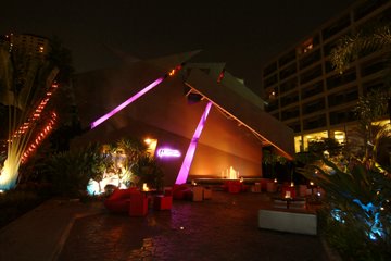 DJ in Bangkok 028.jpg
