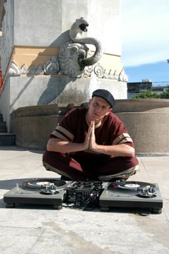 DJ in Bangkok 108.jpg