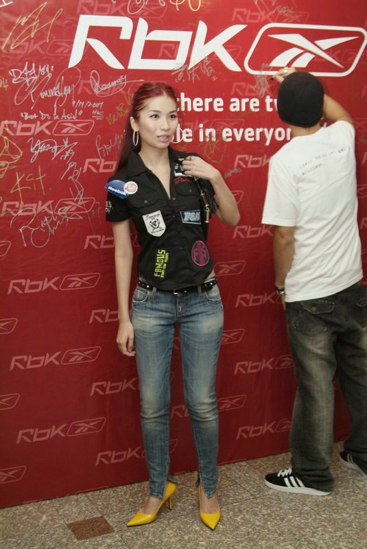 19.DJ Tour Of Hong Kong.JPG