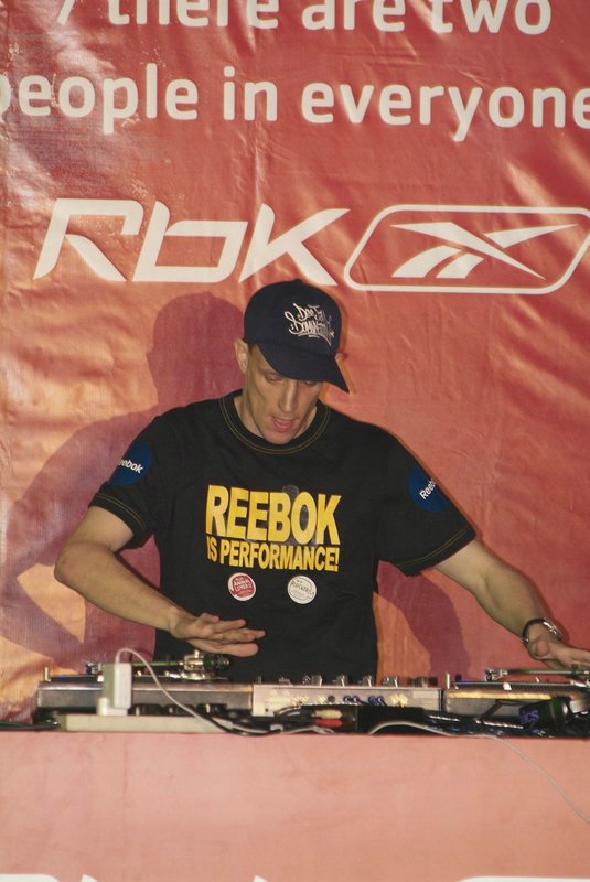 35.DJ Tour Of Hong Kong.JPG