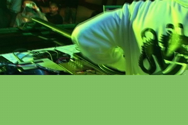 DJ Tour Of Middle East 27.jpg